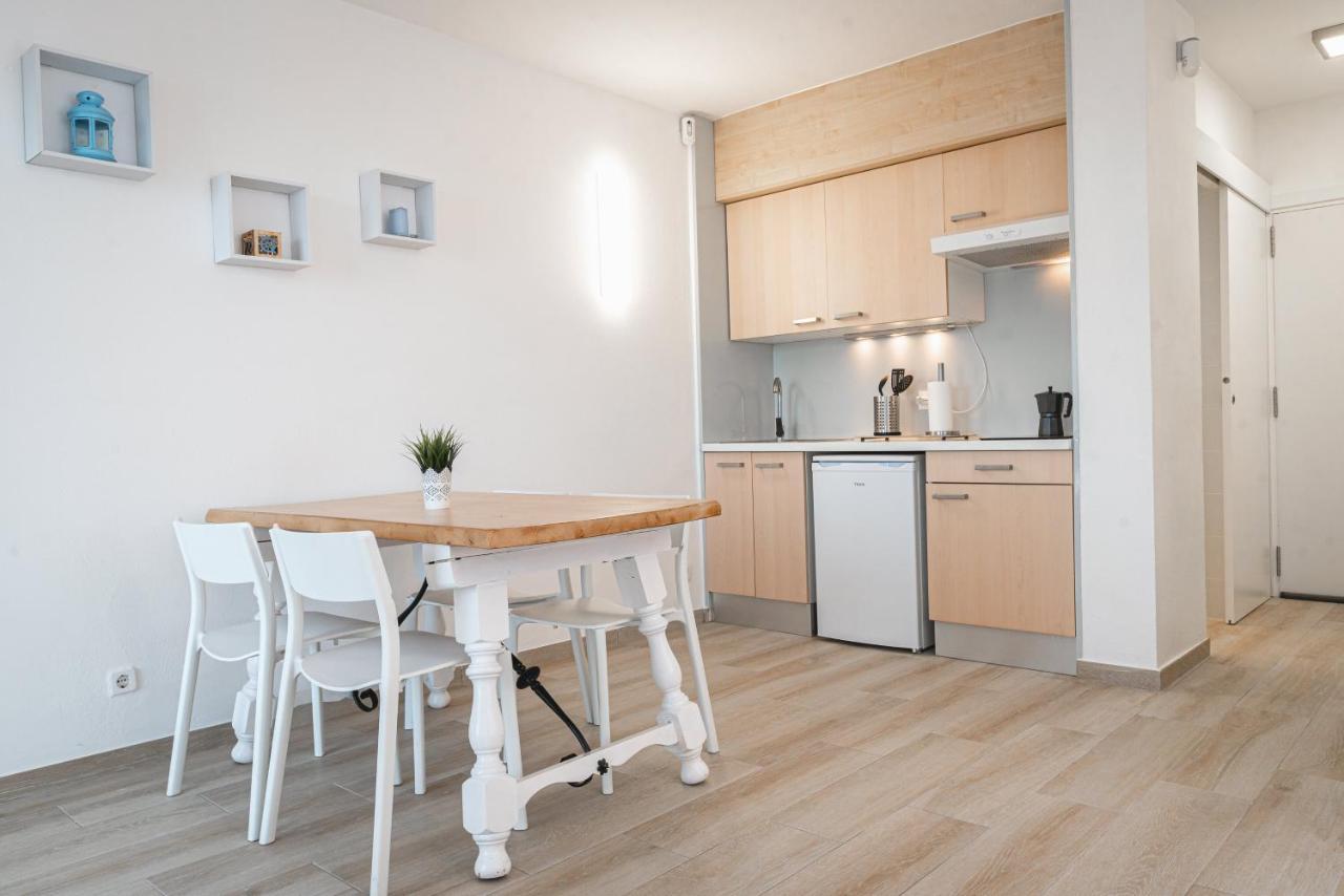 Spondylus Apartment เอมปูเรียบราบา ภายนอก รูปภาพ