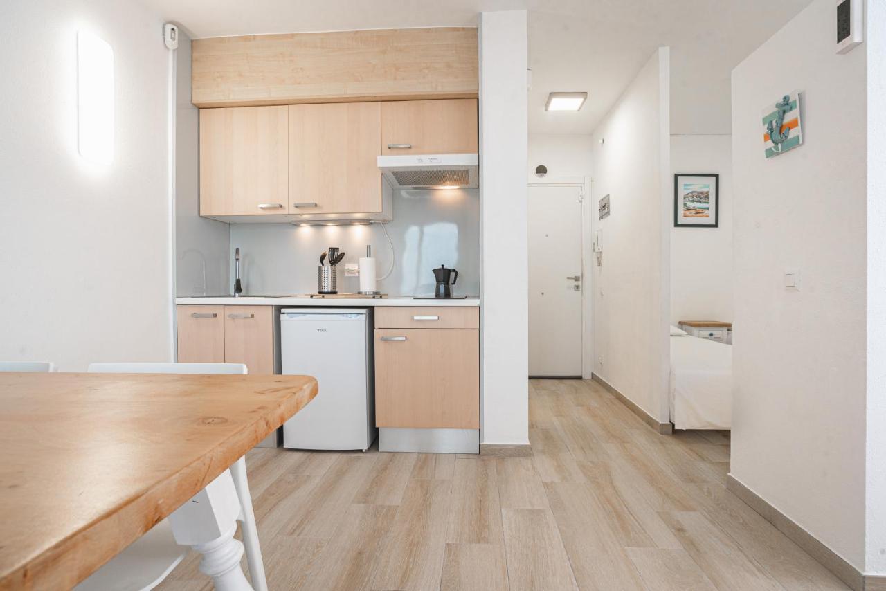 Spondylus Apartment เอมปูเรียบราบา ภายนอก รูปภาพ